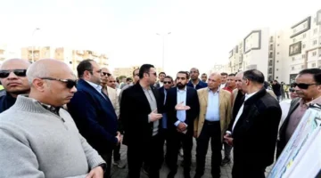 جولة وزير الإسكان.. تطورات مشروعات سكن لكل المصريين ومحاور الطرق بمدينة 6 أكتوبر